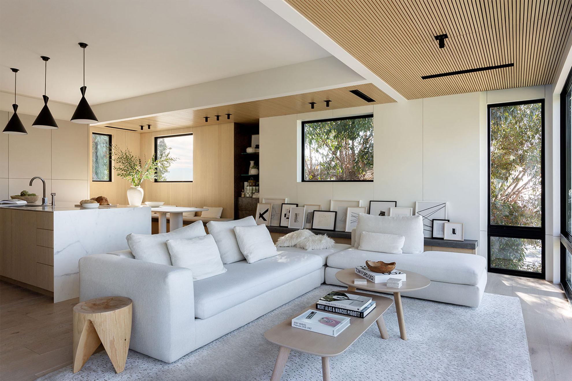 Trắng + nâu gỗ Luxan