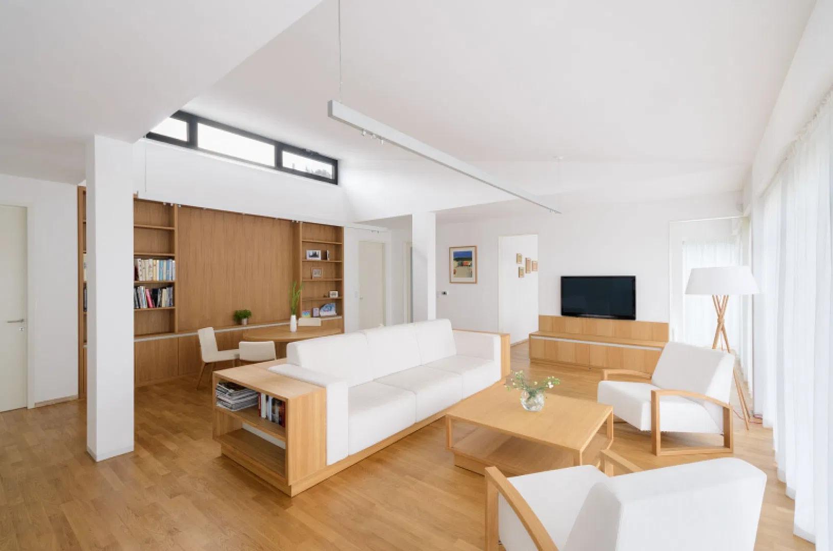 Trắng + nâu gỗ Luxan